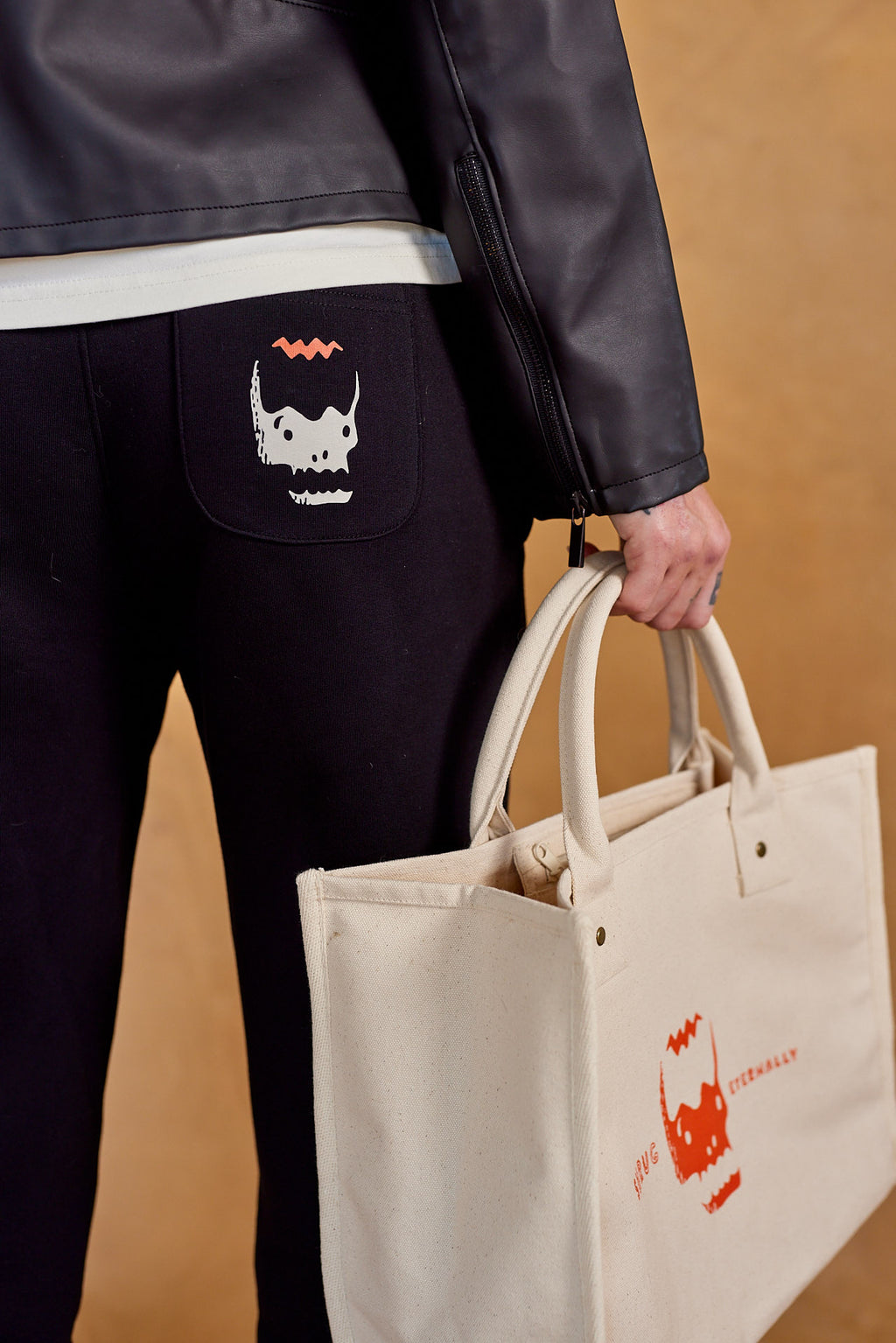 THE-MIND-YOUR-BUSINESS BAG