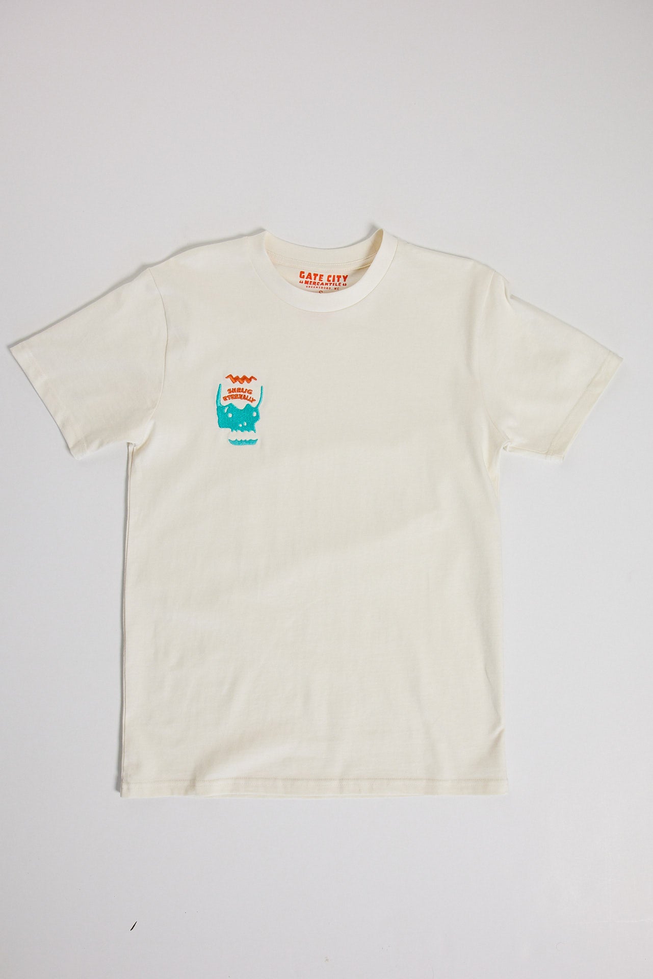 SHRUG ETERNALLY REG FIT TEE